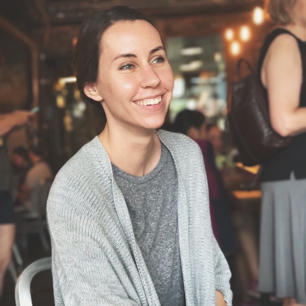 Meet your Posher, Courtney